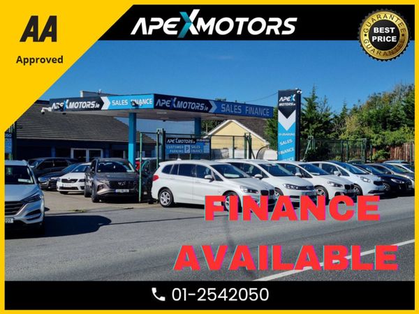 Volkswagen Golf Hatchback, Petrol, 2015, White