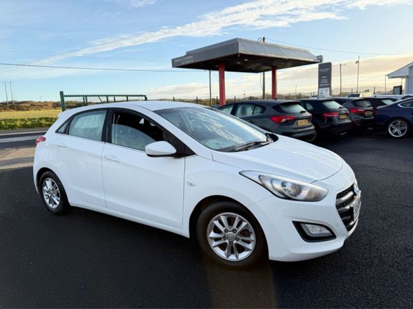 Hyundai i30 Hatchback, Diesel, 2015, White