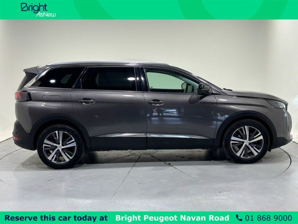 Peugeot 5008 MPV, Diesel, 2022, Grey