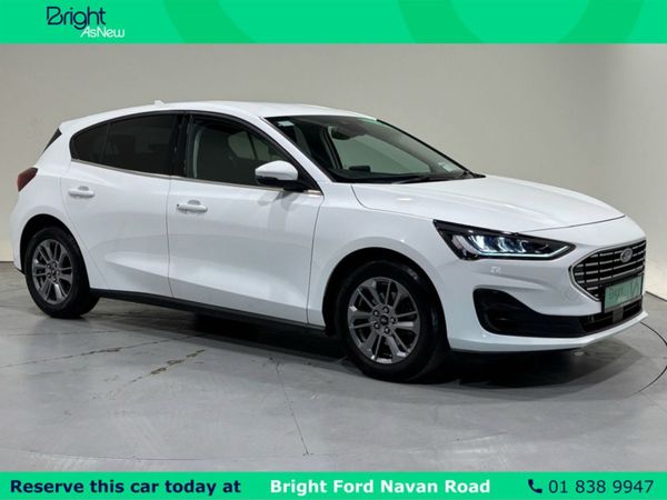 Ford Focus Hatchback, Petrol, 2023, White