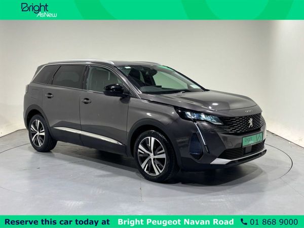 Peugeot 5008 MPV, Diesel, 2022, Grey