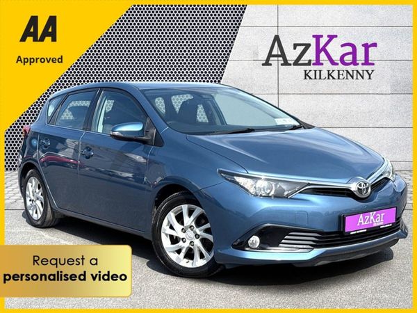 Toyota Auris Hatchback, Diesel, 2017, Blue