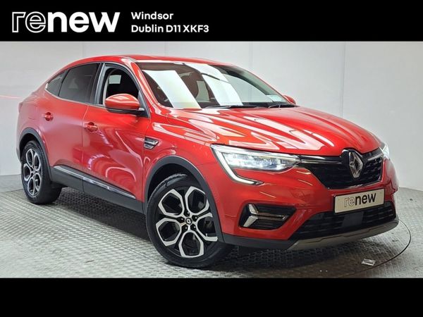 Renault Arkana Hatchback, Petrol, 2022, Red