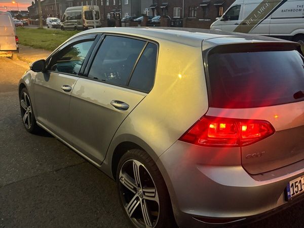 Volkswagen Golf Hatchback, Diesel, 2015, Silver