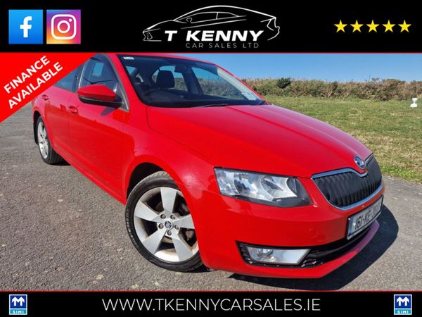 Skoda Octavia Hatchback, Diesel, 2016, Red