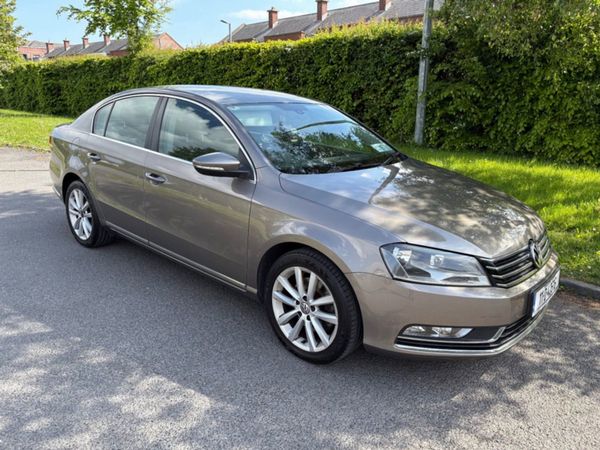 Volkswagen Passat Saloon, Diesel, 2011, Brown