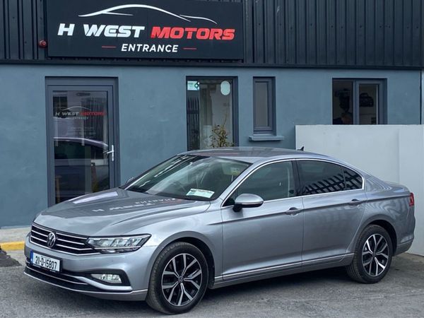 Volkswagen Passat Saloon, Diesel, 2021, Grey