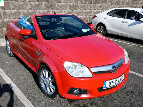 Opel Tigra Convertible, Petrol, 2007, Red