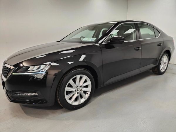 Skoda Superb Hatchback, Diesel, 2020, Black