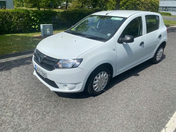 Dacia Sandero Hatchback, Petrol, 2014, White