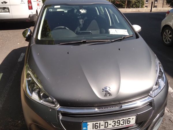 Peugeot 208 Hatchback, Diesel, 2016, Grey