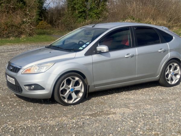 Ford Focus Hatchback, Diesel, 2009, Silver