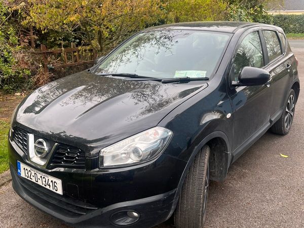 Nissan Qashqai Estate/Jeep, Diesel, 2013, Black