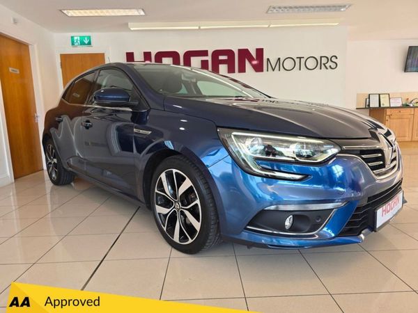 Renault Megane Hatchback, Diesel, 2019, Blue