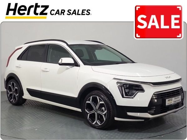 Kia Niro SUV, Petrol Hybrid, 2023, White