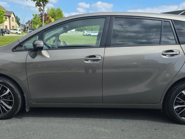 Toyota Verso MPV, Diesel, 2018, Grey
