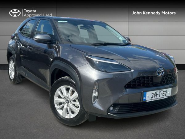 Toyota Yaris Cross Hatchback, Petrol Hybrid, 2024, Grey