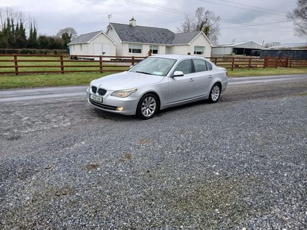 BMW 5-Series Saloon, Diesel, 2010, Silver