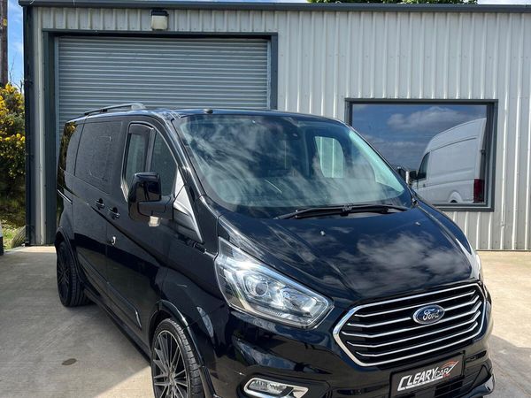 Ford Tourneo Minibus, Diesel, 2019, Black