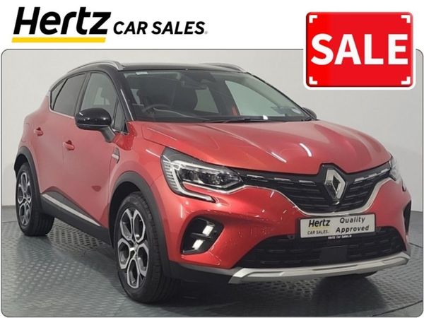Renault Captur Hatchback, Petrol, 2023, Red
