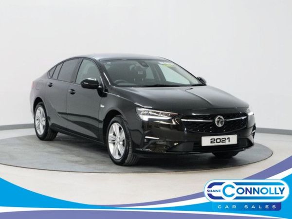 Vauxhall Insignia Hatchback, Diesel, 2021, Black