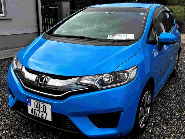 Honda Fit Hatchback, Petrol Hybrid, 2014, Blue