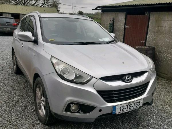Hyundai ix35 SUV, Diesel, 2012, Silver