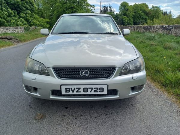 Lexus IS Saloon, Petrol, 2005, Silver