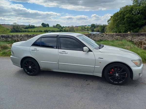 Lexus IS Saloon, Petrol, 2005, Silver