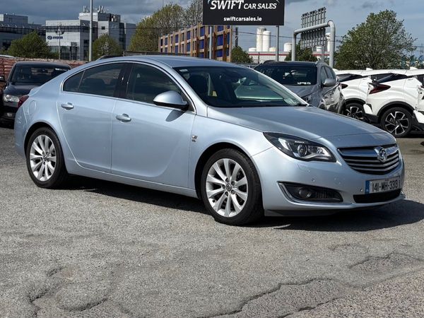 Opel Insignia Hatchback, Diesel, 2014, Silver