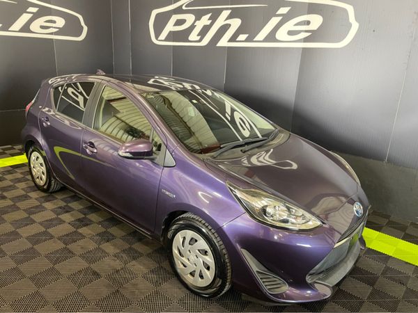 Toyota Aqua Hatchback, Petrol Hybrid, 2017, Purple