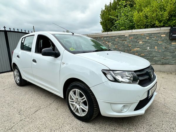 Dacia Sandero Hatchback, Diesel, 2015, White