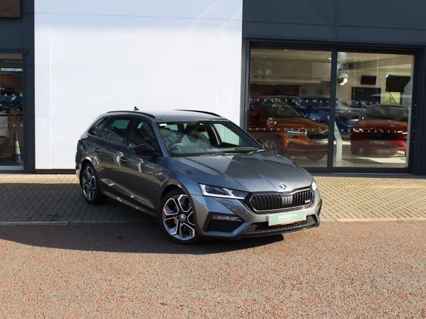 Skoda Octavia Estate, Petrol, 2024, Grey