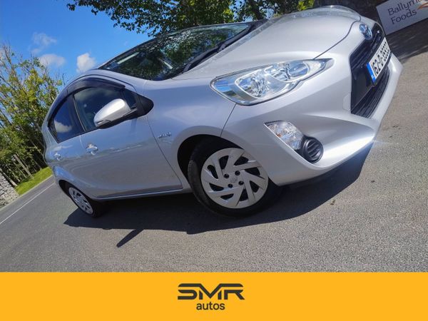 Toyota Aqua Hatchback, Petrol Hybrid, 2016, Silver