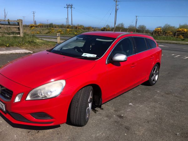 Volvo V60 Estate, Diesel, 2012, Red