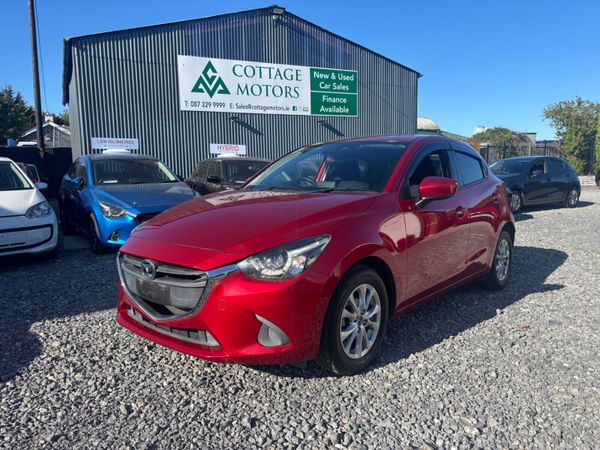 Mazda Demio Hatchback, Petrol, 2016, Red