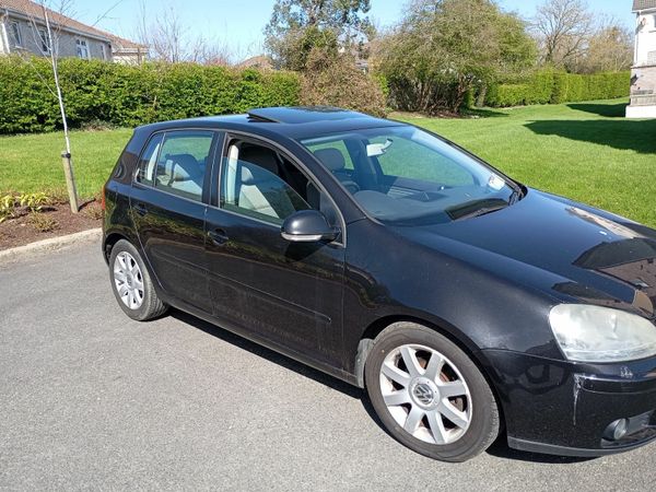 Volkswagen Golf Hatchback, Petrol, 2004, Black