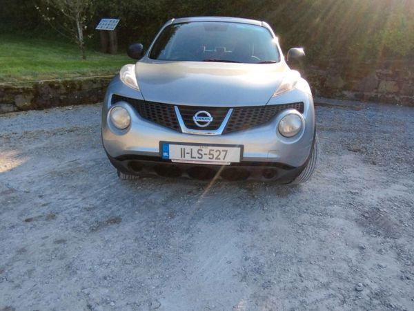 Nissan Juke SUV, Petrol, 2011, Silver