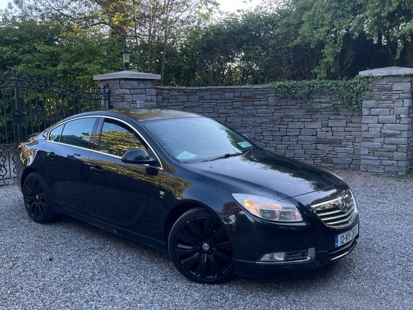 Vauxhall Insignia Saloon, Diesel, 2012, Black