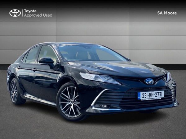 Toyota Camry Saloon, Hybrid, 2023, Black