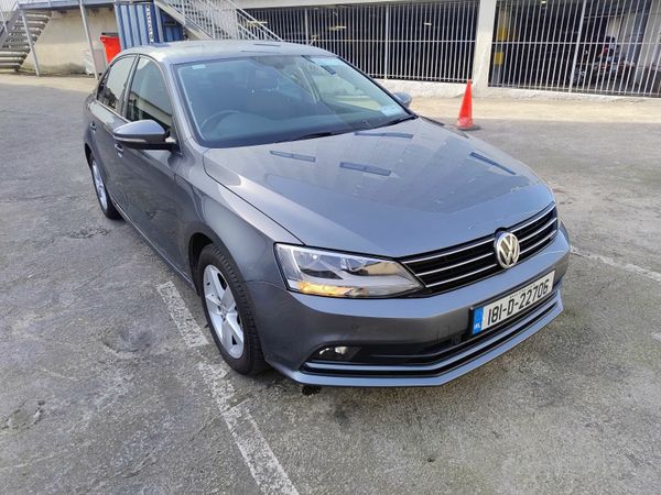 Volkswagen Jetta Saloon, Petrol, 2018, Grey