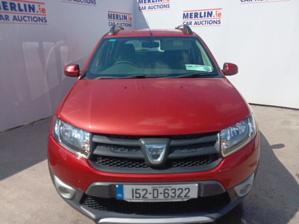 Dacia Sandero Hatchback, Diesel, 2015, Red