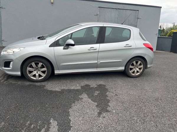 Peugeot 308 MPV, Diesel, 2014, Grey
