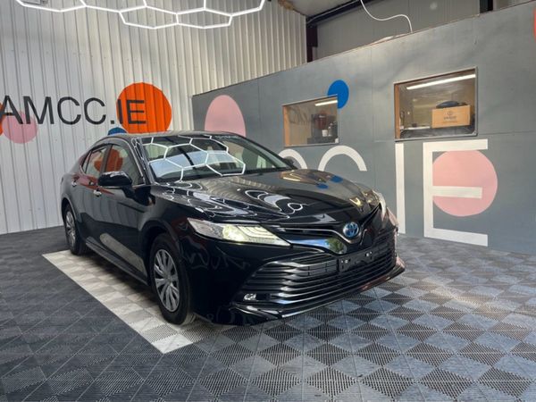 Toyota Camry Saloon, Petrol Hybrid, 2019, Black