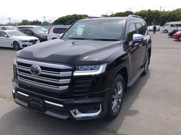 Toyota Land Cruiser SUV, Diesel, 2024, White