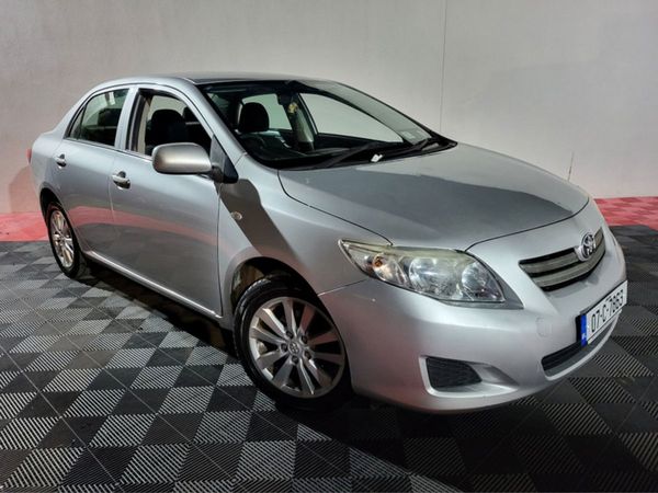 Toyota Corolla Saloon, Petrol, 2007, Silver