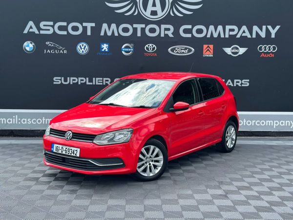 Volkswagen Polo Hatchback, Petrol, 2016, Red