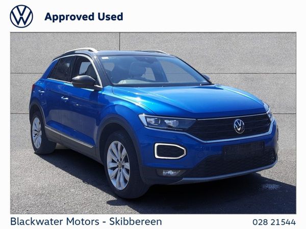 Volkswagen T-Roc SUV, Petrol, 2022, Blue
