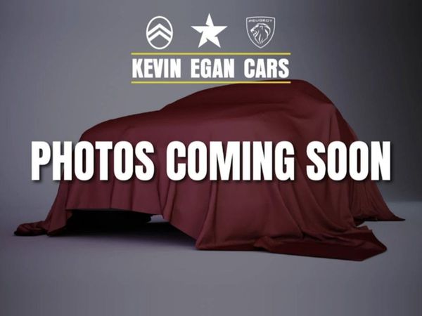 Peugeot 408 Hatchback, Petrol, 2023, White