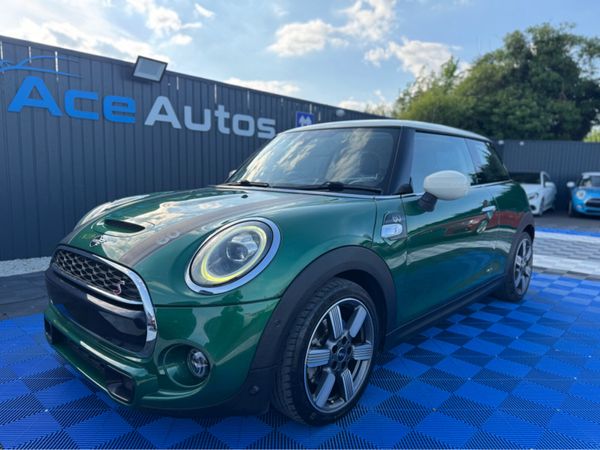 Mini Cooper Hatchback, Diesel, 2019, Green